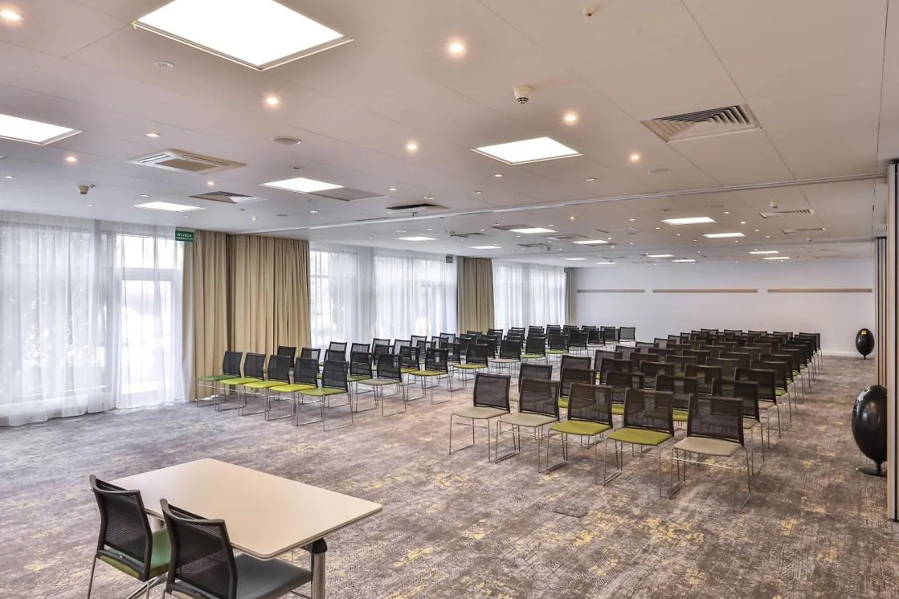Novotel Poznan Malta Отель