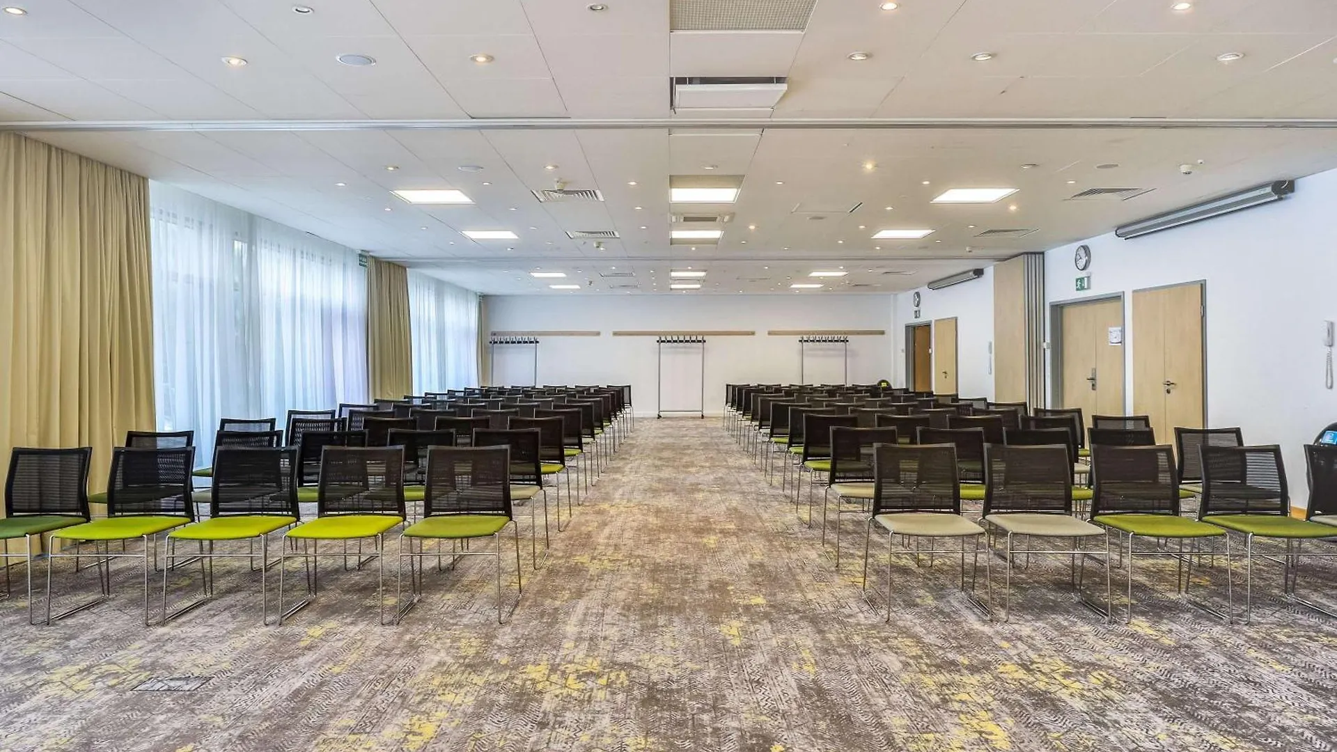 Novotel Poznan Malta Отель