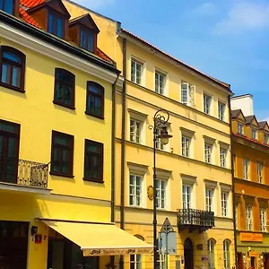 Oki Doki Old Town 2*, Varsovia Polonia