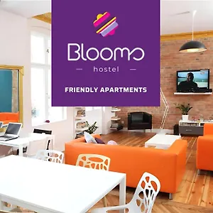  Хостел Blooms Boutique