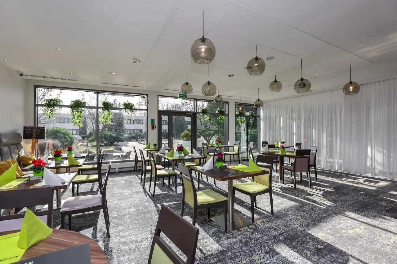Novotel Poznan Malta Hotel