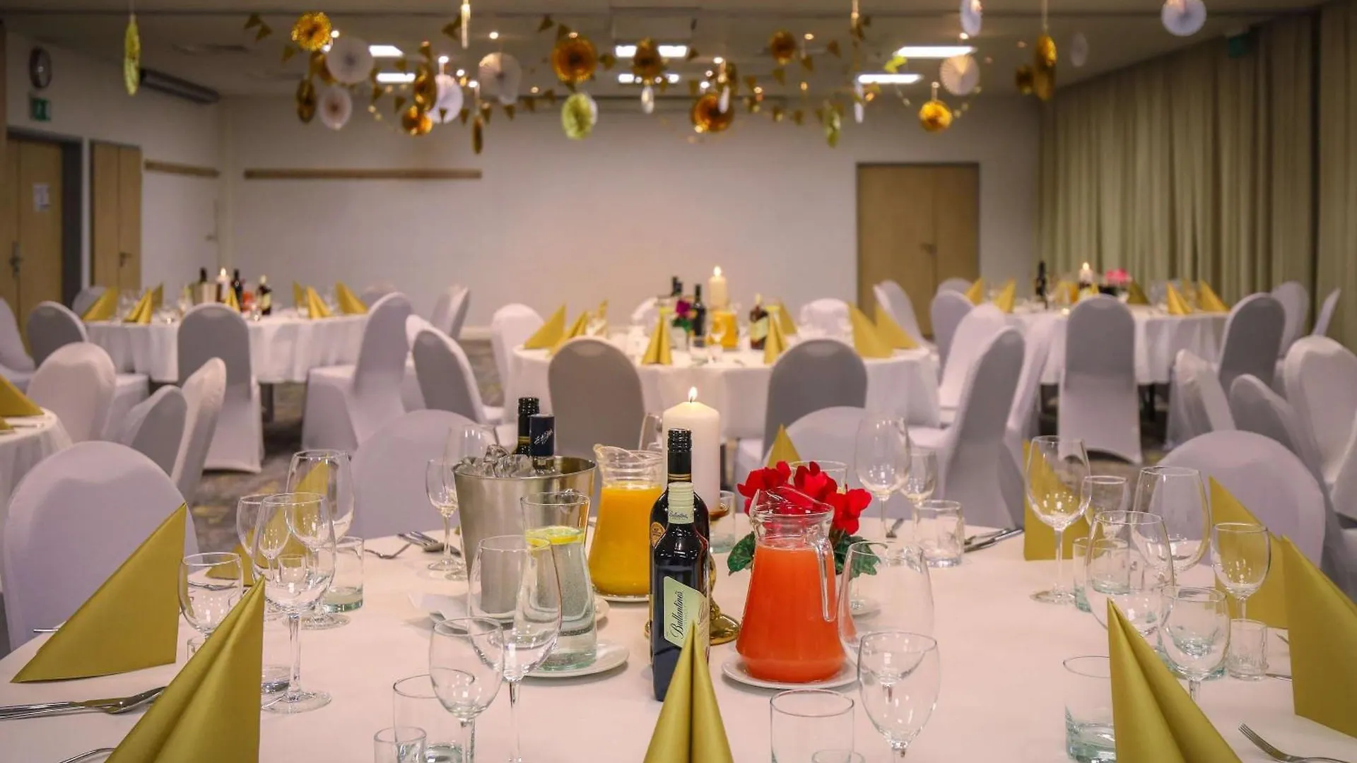 Novotel Poznan Malta Hotel